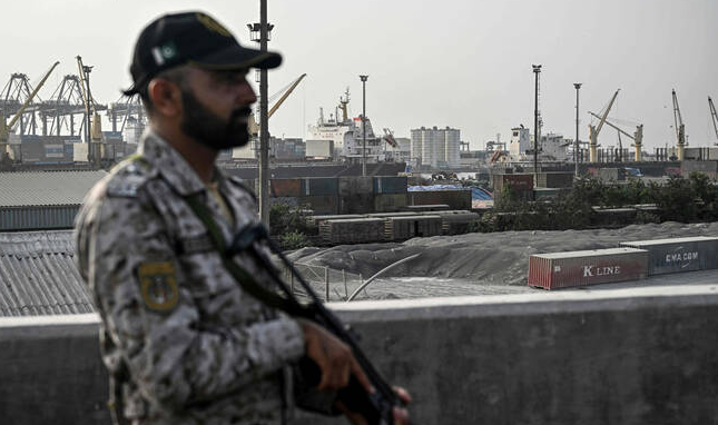 Pakistan Faces Severe Port Congestion as Shipping Lines Bypass Country ...