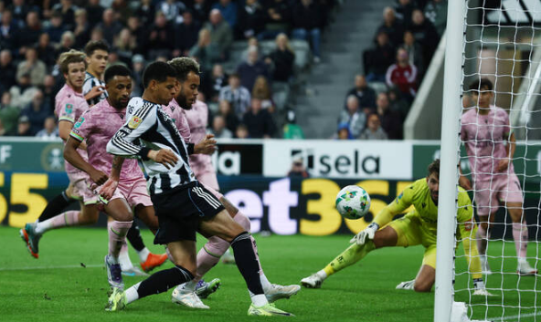 Newcastle schlägt Bradford mühelos, Premier-League-Clubs kommen im ...